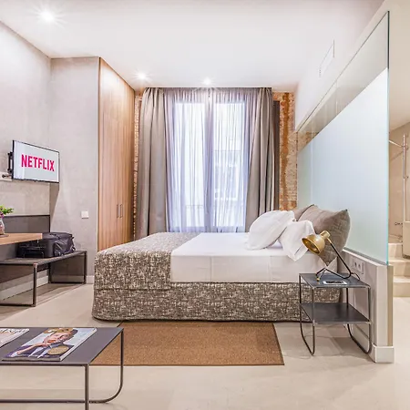 Casa Lirio Hotel Barcelona