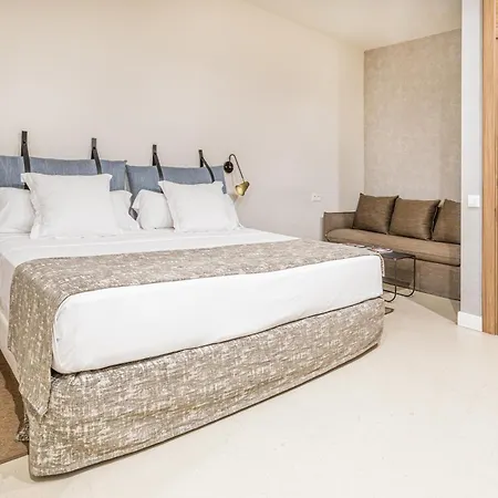 Szálloda Casa Lirio 2*