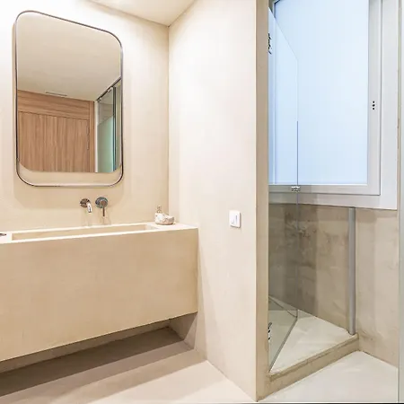 Casa Lirio Szálloda Barcelona